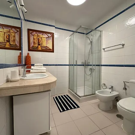 Balcon Del Mar- Pool View Apartment *