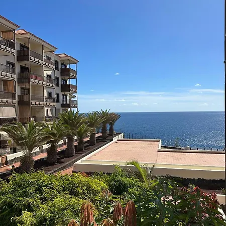 Balcon Del Mar- Pool View Apartment